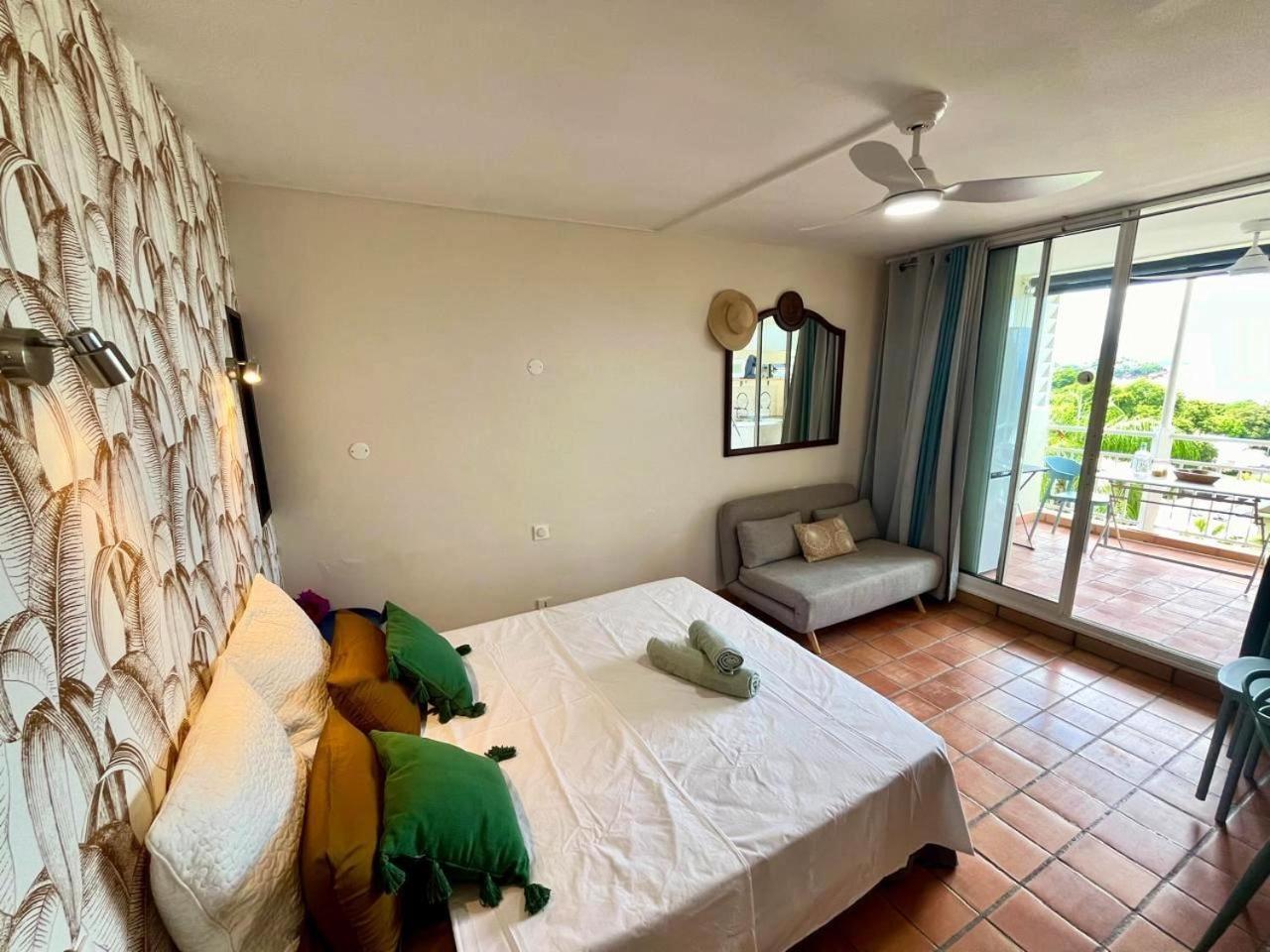 L'Escale Bleue Apartamento La Trinité Exterior foto